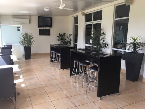 Roma Explorers Inn - Travel Search 24