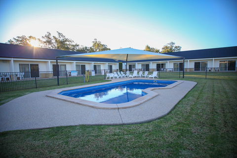 Roma Explorers Inn - Travel Search 6