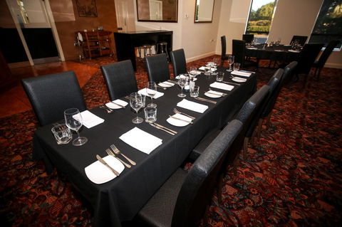 Roma Explorers Inn - Travel Search 15