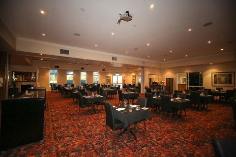 Roma Explorers Inn - Travel Search 19