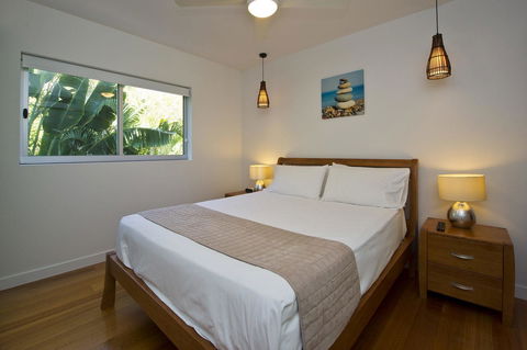 Maggies Beachfront Apartment 13 - Tourism Guide 7