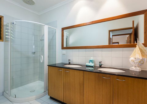 Casuarina Cove 18 - Travel Search 16