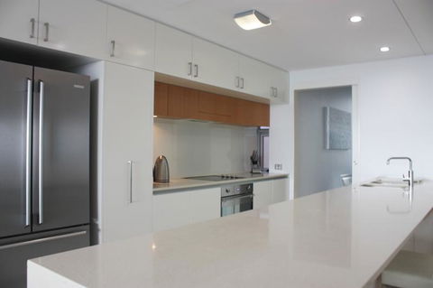 Private Seaview Apartment At Peninsula - Airlie Beach - Tourism Guide 2