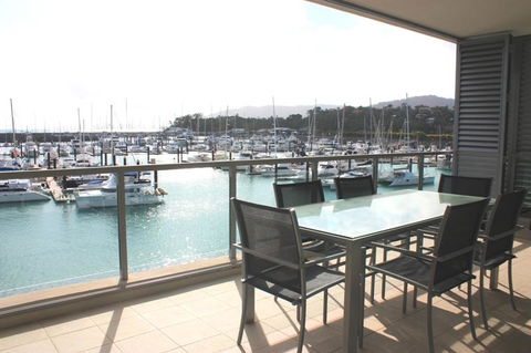 Private Seaview Apartment At Peninsula - Airlie Beach - Tourism Guide 0