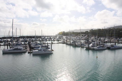 Private Seaview Apartment At Peninsula - Airlie Beach - Tourism Guide 10