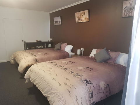 The Q Motel Rockhampton - Travel Search 8