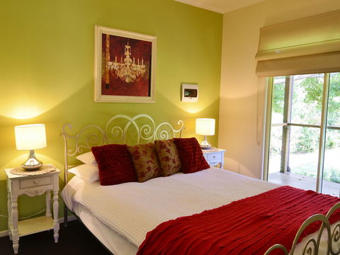 Apple Tree Cottage Montville - Cruises Travel 18