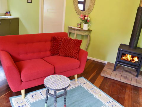 Apple Tree Cottage Montville - Cruises Travel 17