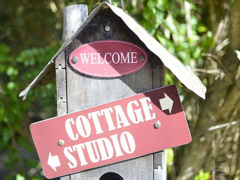 Apple Tree Cottage Montville - Cruises Travel 14