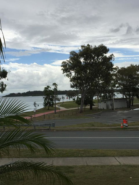 Bribie Waterways Motel - Cruises Travel 40