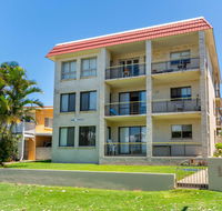 Enjoy the sea breezes from the balcony - Boyd St Woorim - Tourism Guide