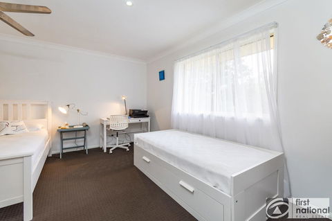 Immaculate Spacious Second Floor Unit Overlooking Pristine Parklands - Tourism Guide 4