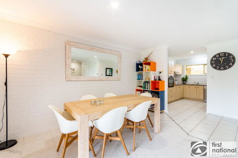 Immaculate Spacious Second Floor Unit Overlooking Pristine Parklands - Tourism Guide 6