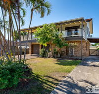 Family Holiday Haven on Boronia 100m to Beach - Tourism Guide