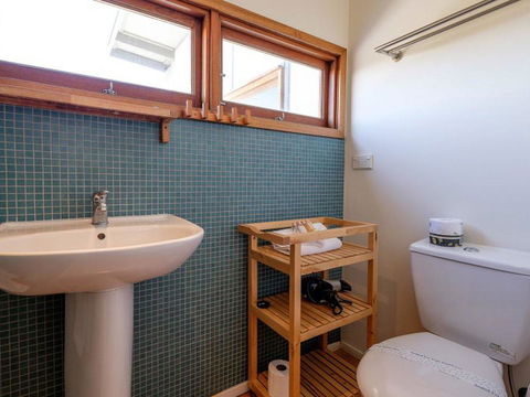 Eddies Place - Travel Search 20