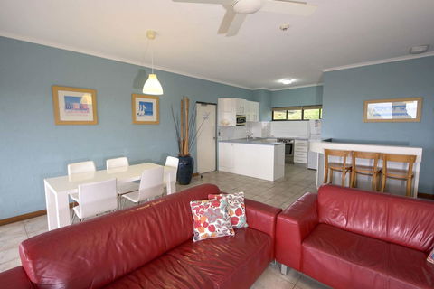 Anchorage On Straddie - Travel Search 9
