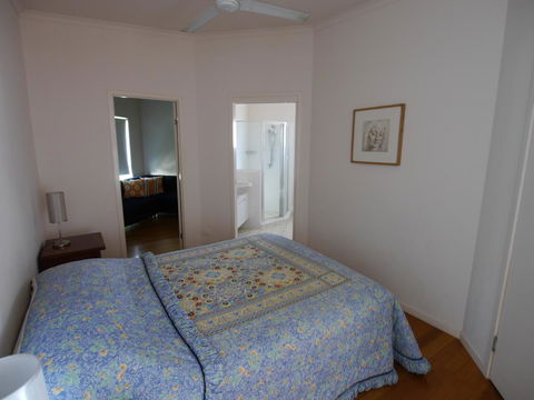 Keep House 1 - Travel Search 16