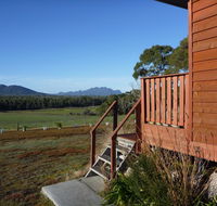 Yakkalla Holiday Cottage - Travel Agents