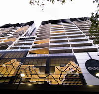 Highgate CBD Apartment - Cruises Travel