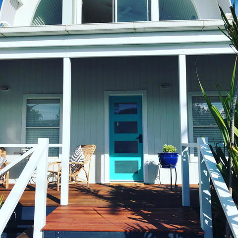 #Beach Shack On Oceanic - Travel Search 3