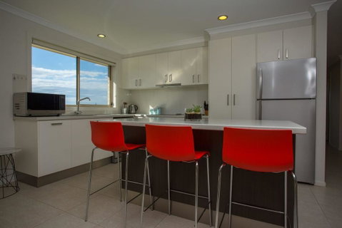 'Banksia Atura' At Tura Beach - Tourism Guide 3