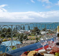 'Baylife Villa' 4a Warruga St - Large home with WIFI Netflix Aircon Linen  Spectacular Views - Cruises Travel