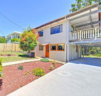 'Beach Break 2' 2/10 Lionel St - downstairs unit with Aircon - Cruises Travel