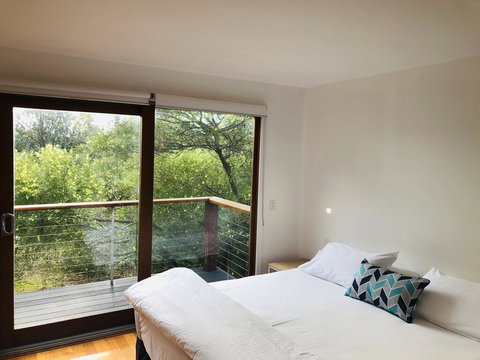 'Carinya' Coastal Cottage - Travel Agents 0