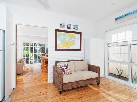 'The Croft' 11 Boulder Bay Rd - Cosy Beach House With Aircon & Only 270m To The Beach - Tourism Guide 3