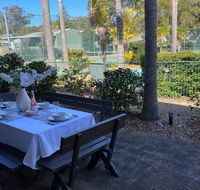 10 'Carindale' 19 Dowling St - Ground Floor Unit with WIFI Foxtel and Linen - Cruises Travel