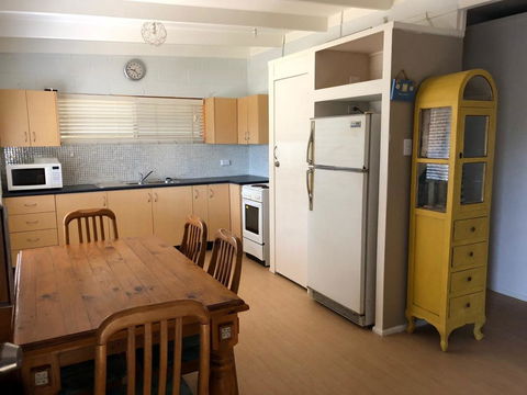 10 Cypress Avenue - Rainbow Beach, Fantastic Beach Location - Travel Search 1
