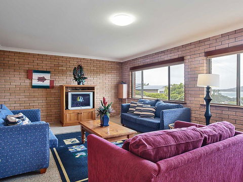 10 Garuwa Street - Fabulous Fingal - Cruises Travel 2