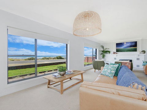 10 OCEAN VILLA - Travel Search 1