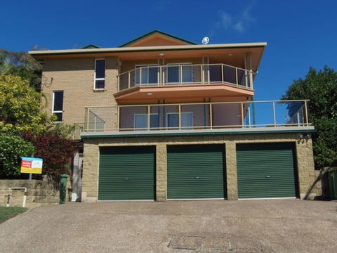 100 Cooloola Drive - Travel Search 2