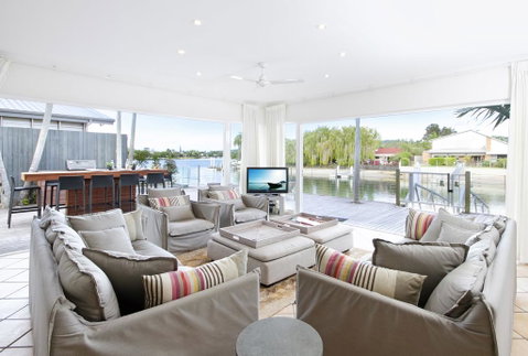103 Noosa Parade - Tourism Guide 3