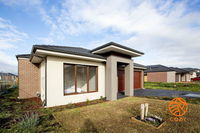 Book Cranbourne West Accommodation Vacations Travel Agents Travel Agents