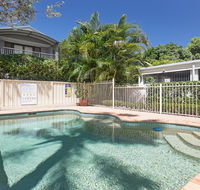11 'Seashells' 21-23 Magnus Street - pool lift aircon - Cruises Travel