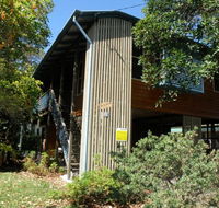 11 Bambara Street - Travel Search