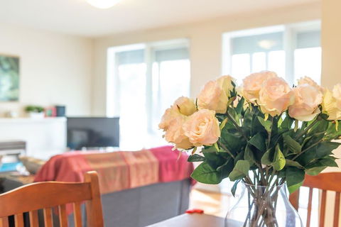 111, Relaxing Family Getaway In Burwood - Travel Search 1