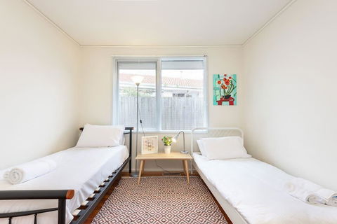 111, Relaxing Family Getaway In Burwood - Travel Search 3