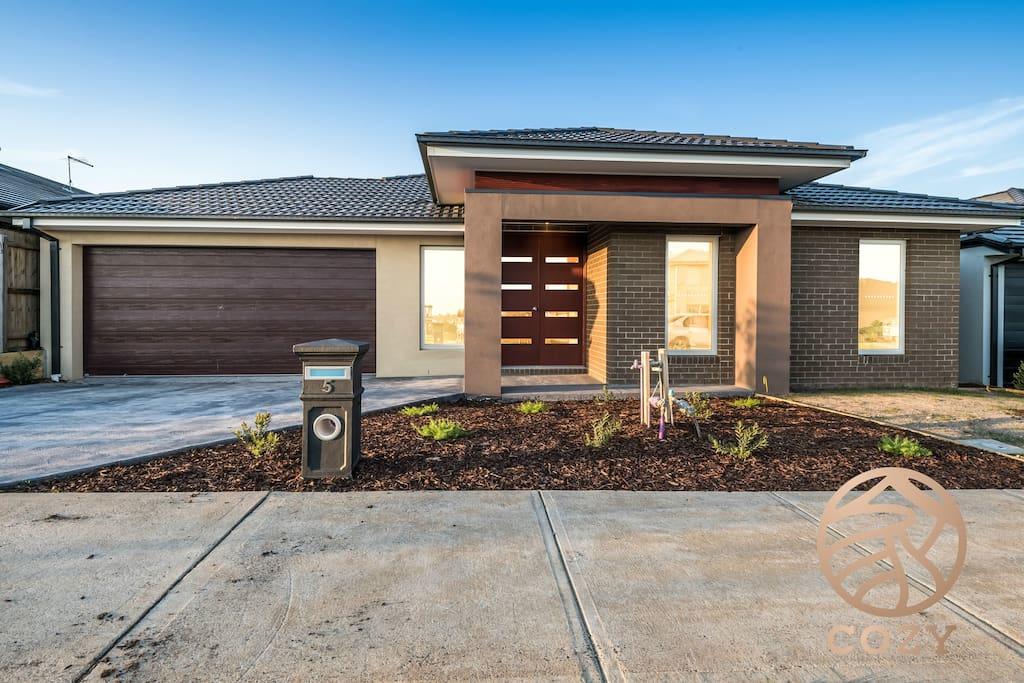 Wollert VIC Travel Agents