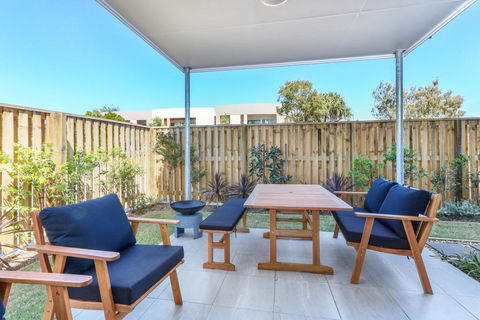 12 Sunfish Lane Beachshack - Travel Search 3