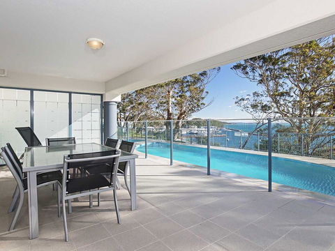 13 'Le Vogue' 16 Magnus Street - Close To The Marina And Beautiful Views Of Nelson Bay Marina - Cruises Travel 0