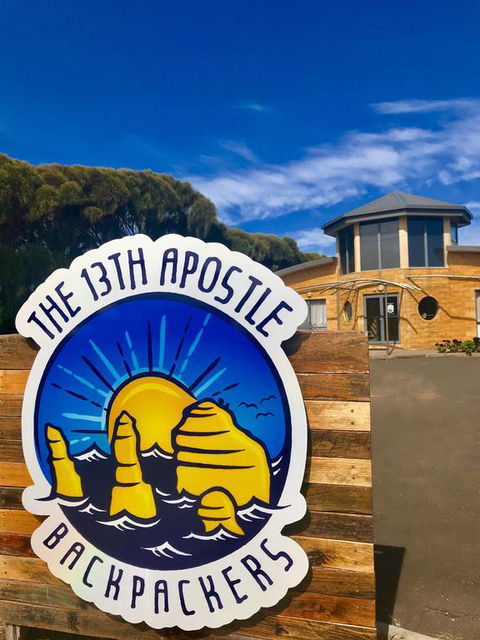 13th Apostle Backpackers - Travel Search 3