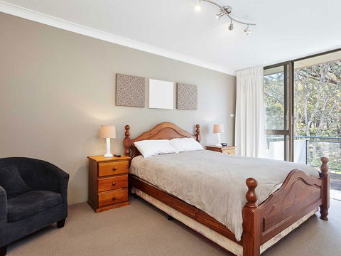 14 'Mistral Court' 17 Mistral Close - Across The Road From The Beach - Cruises Travel 1