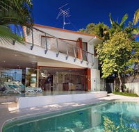 14 Ravenwood Drive - Travel Agents