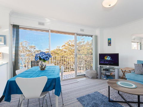 15 'Thurlow Lodge', 6 Thurlow Avenue - Fantastic Unit With Water Views & Pool In Complex - Cruises Travel 3