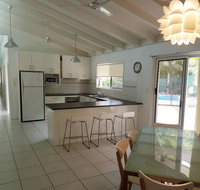 15 Larapinta Court - Family home with swimming pool in a quiet street and central location close to CBD - Tourism Guide