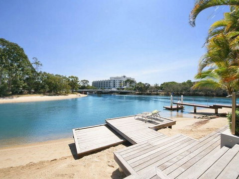 15 Witta Circle - Tourism Guide 1