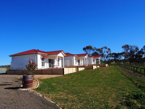 1837 Barossa Luxury Vineyard Cottages - Cruises Travel 3